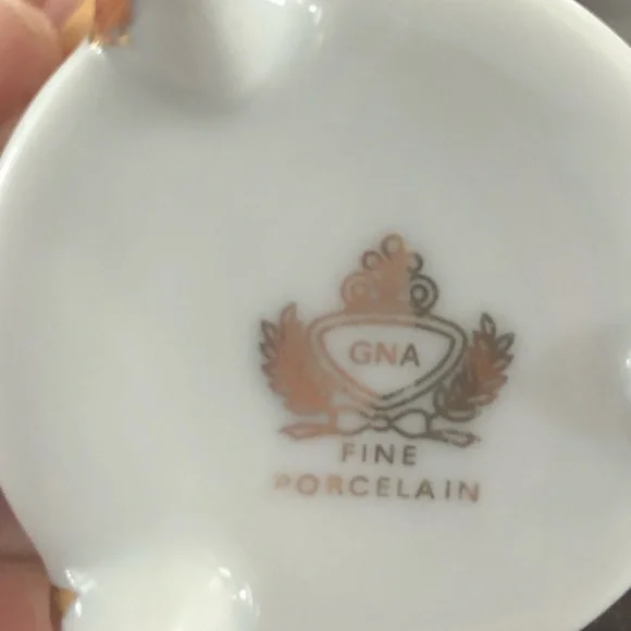 Vtg 1960’s Demitasse cup fine porcelain - Picture 4 of 4